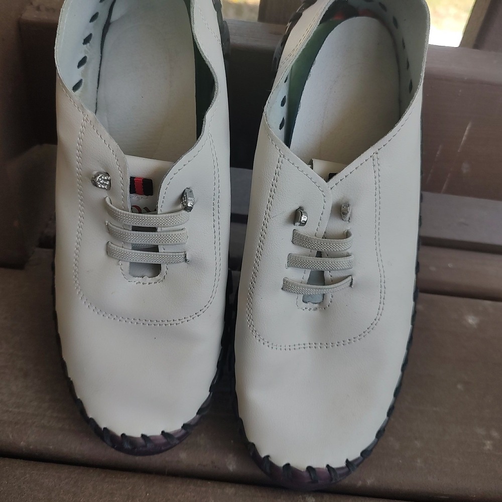 Womens White Leather Whipstitch Slip On Bungee Lace Sneakers Size 39 EU 8 US - Picture 8 of 8